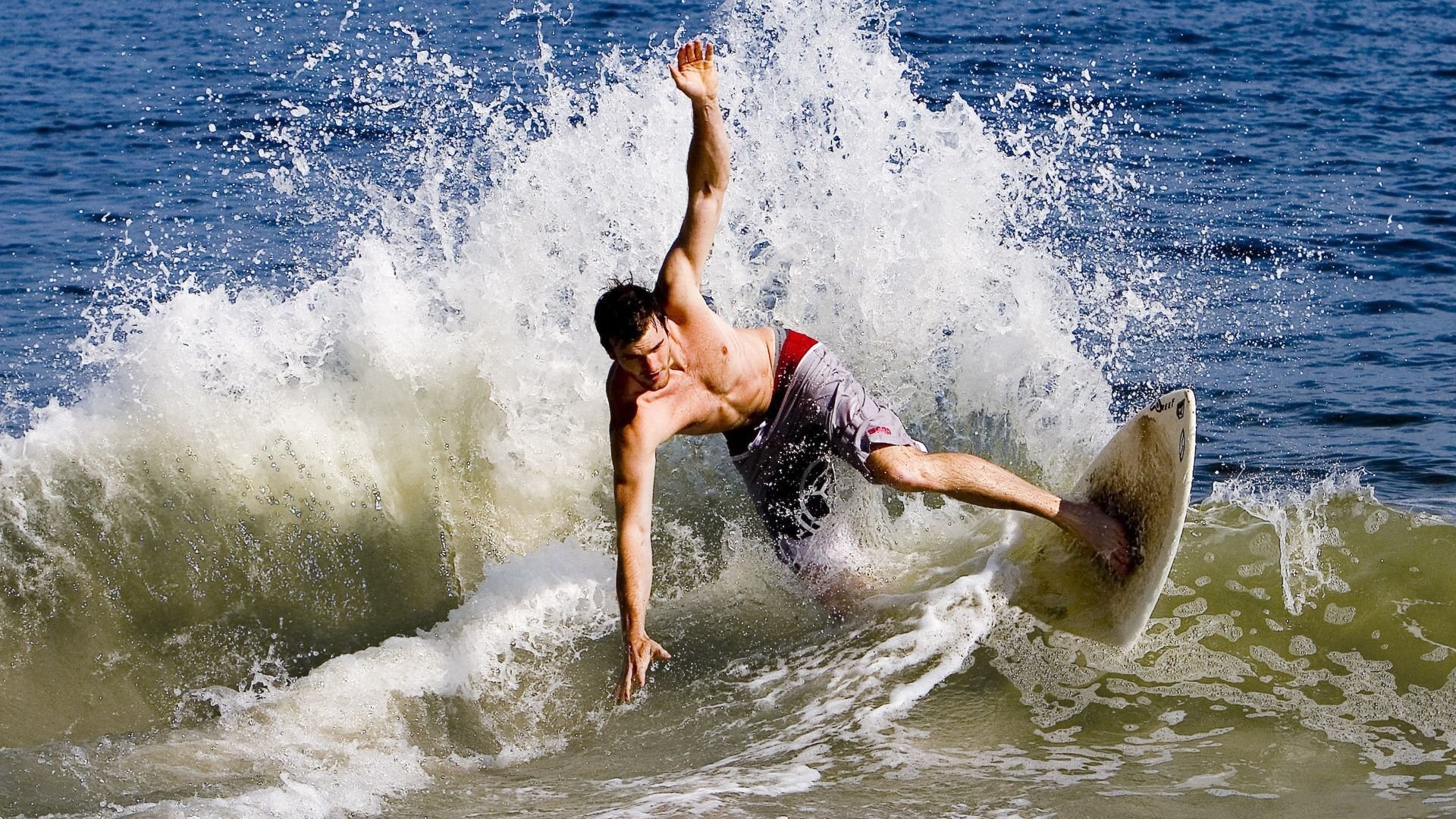 日本铁血防线，固若金汤！