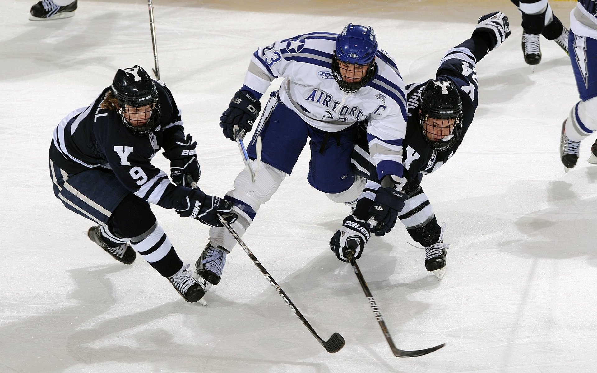 开云平台-未来联盟：引入增强现实提升观赛沉浸感，未来联盟十大控卫